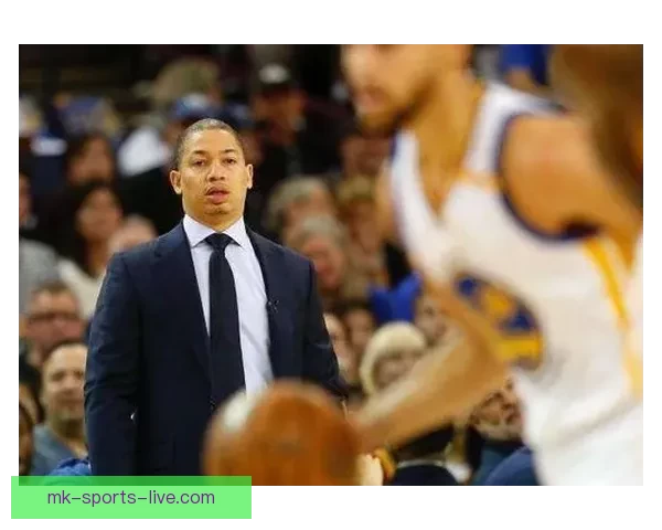 马祖拉批评最佳教练奖评选愚蠢强调功劳应归球员和工作人员